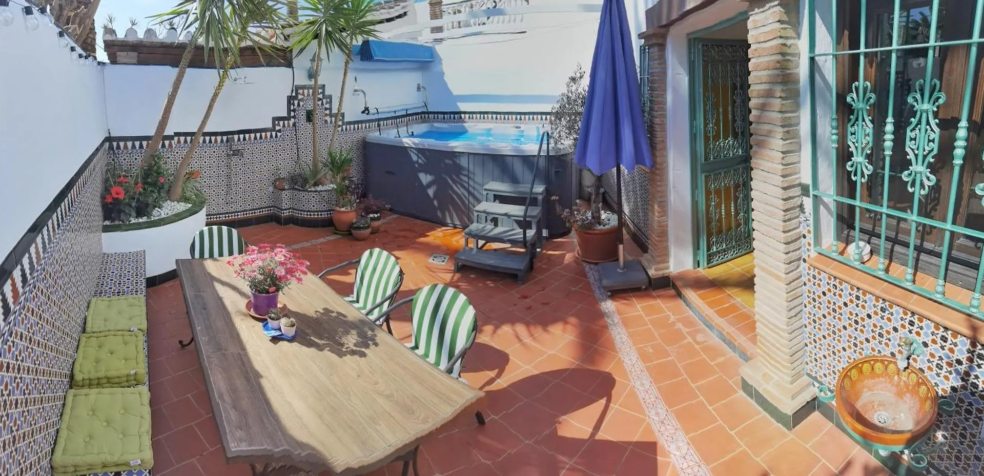 Villa Carabeo Nerja 0*,  Spain