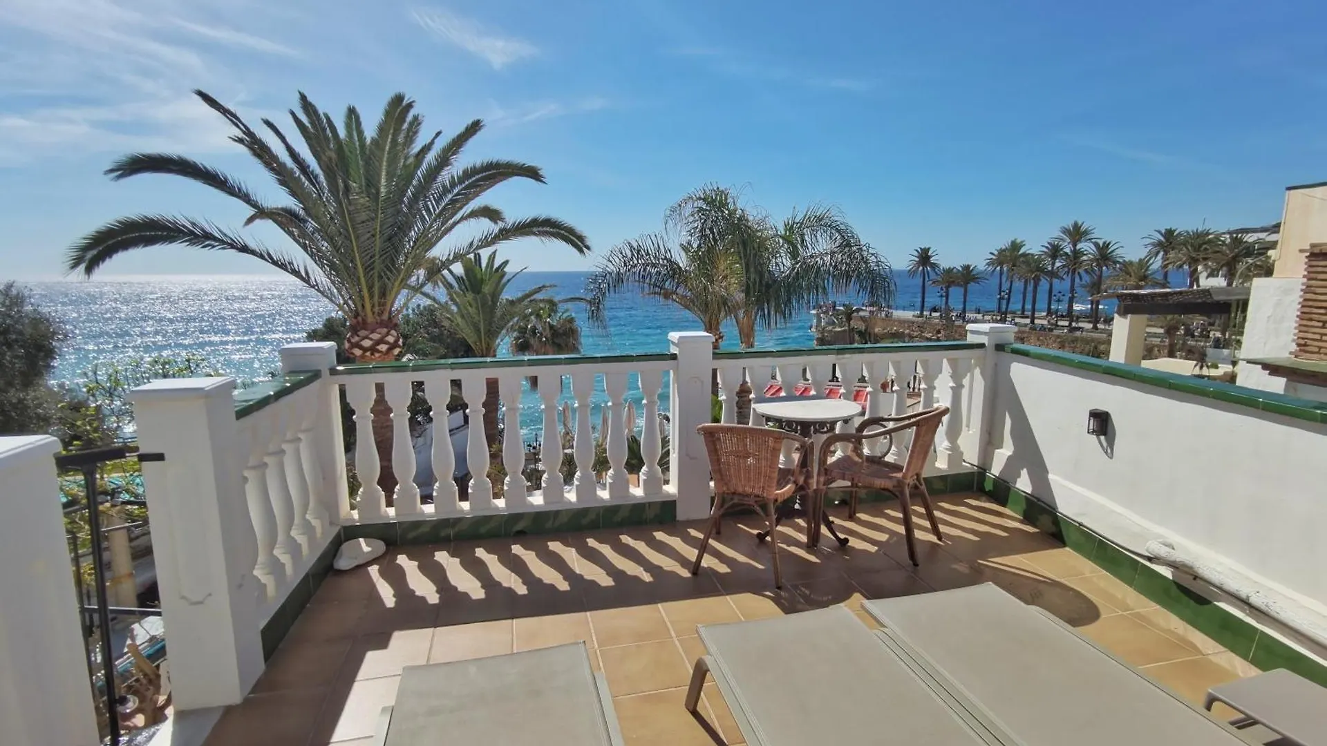Apartment Villa Carabeo Nerja Spain