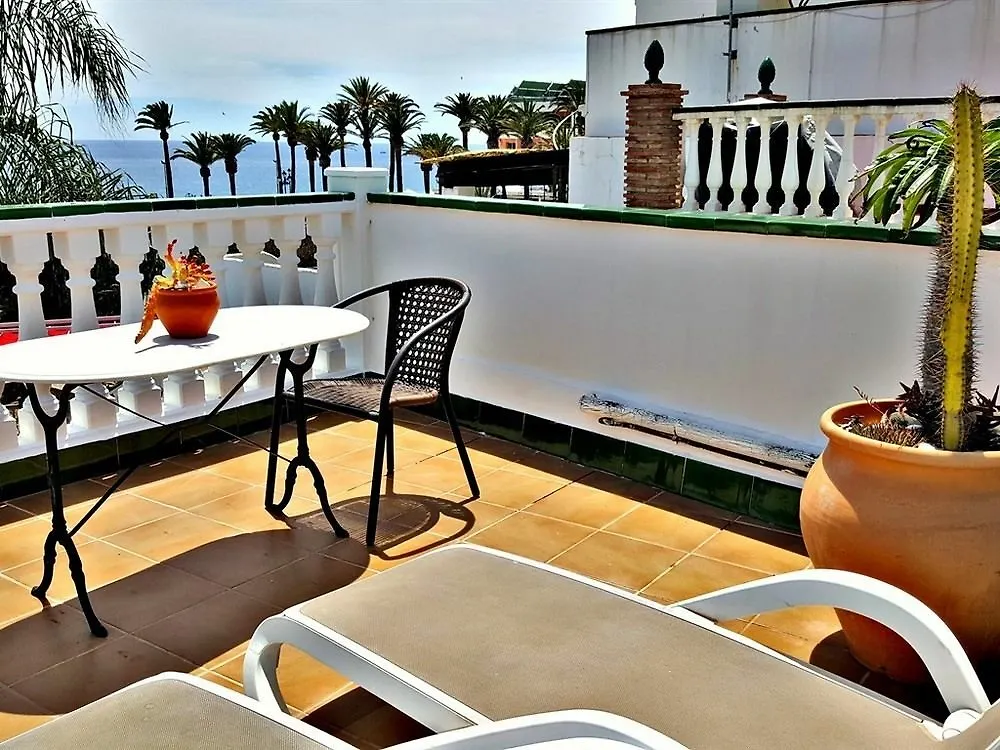 Villa Carabeo Nerja Apartment